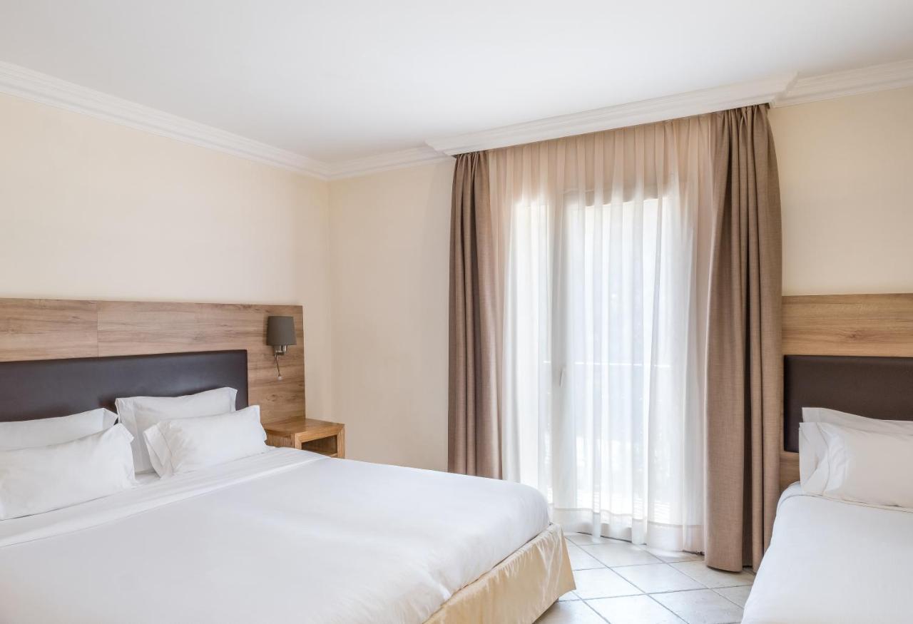 Hotel Cap Roig & Spa By Brava Hoteles Platja d'Aro Ruang foto